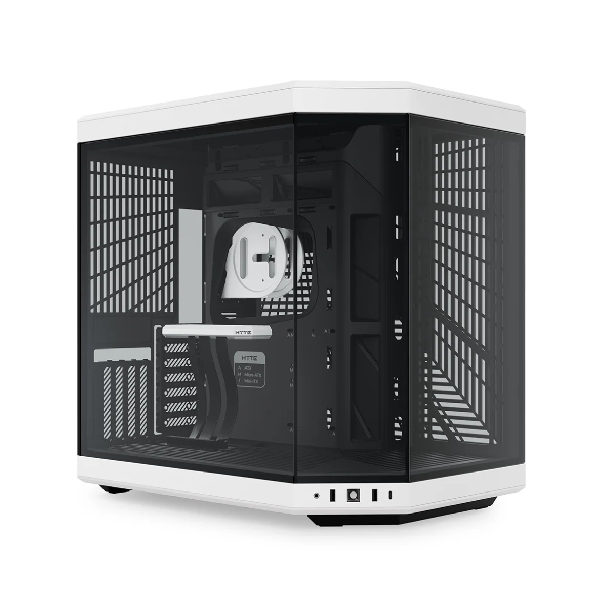 HYTE Y70 Panda